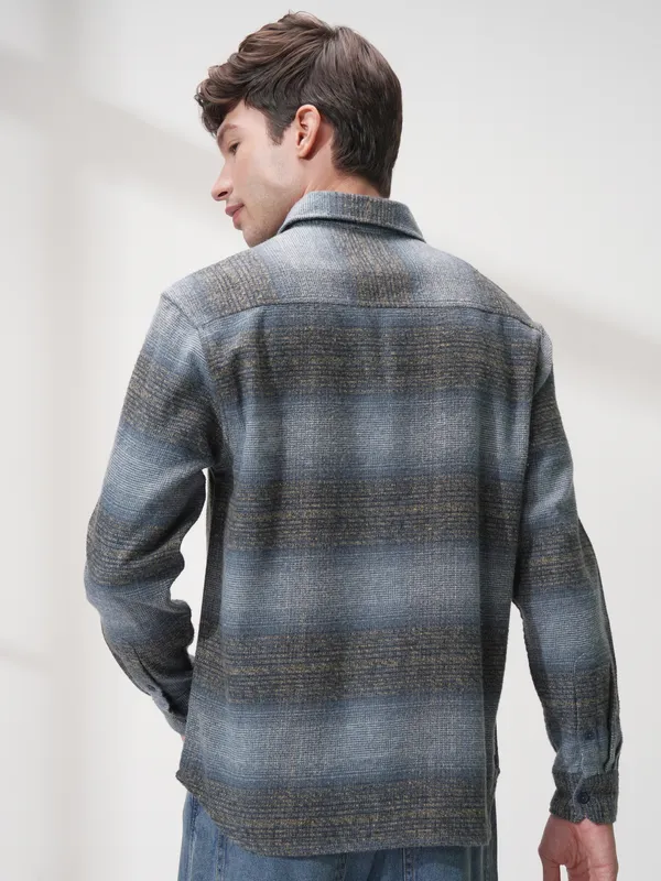 Highlander Men Blue Checked Relaxed Fit Casual Shirt