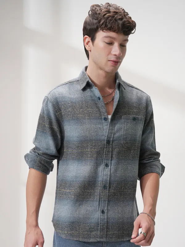 Highlander Men Blue Checked Relaxed Fit Casual Shirt