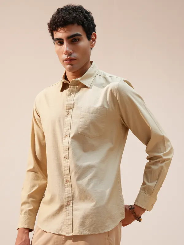 Highlander Men Beige Self Design Slim Fit Casual Shirt