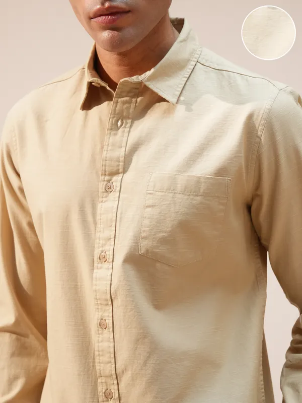 Highlander Men Beige Self Design Slim Fit Casual Shirt