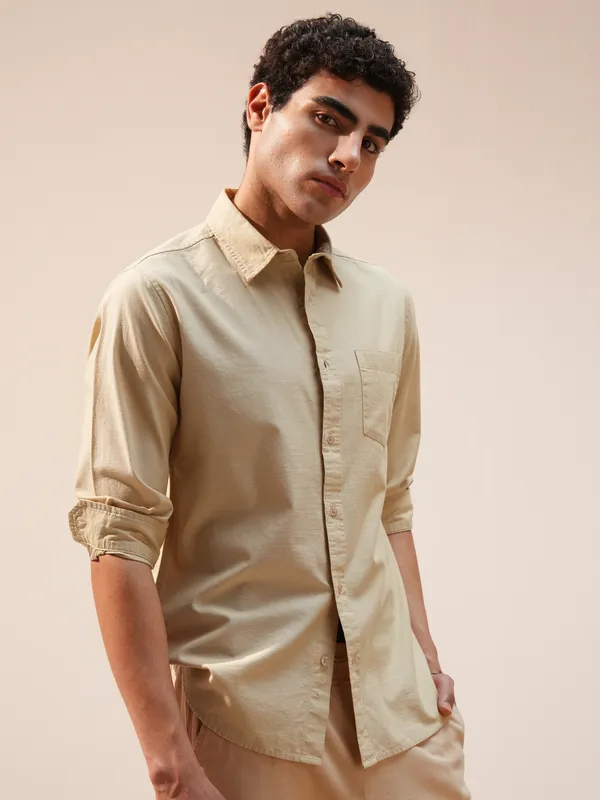 Highlander Men Beige Self Design Slim Fit Casual Shirt