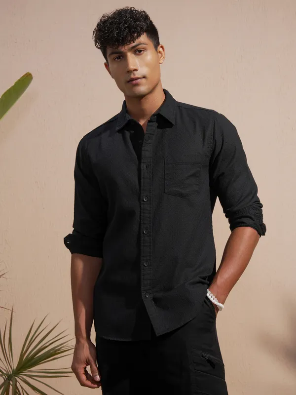 Highlander Men Black Self Design Slim Fit Casual Shirt
