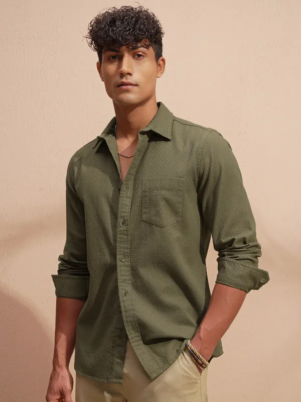 Highlander Men Olive Self Design Slim Fit Casual Shirt