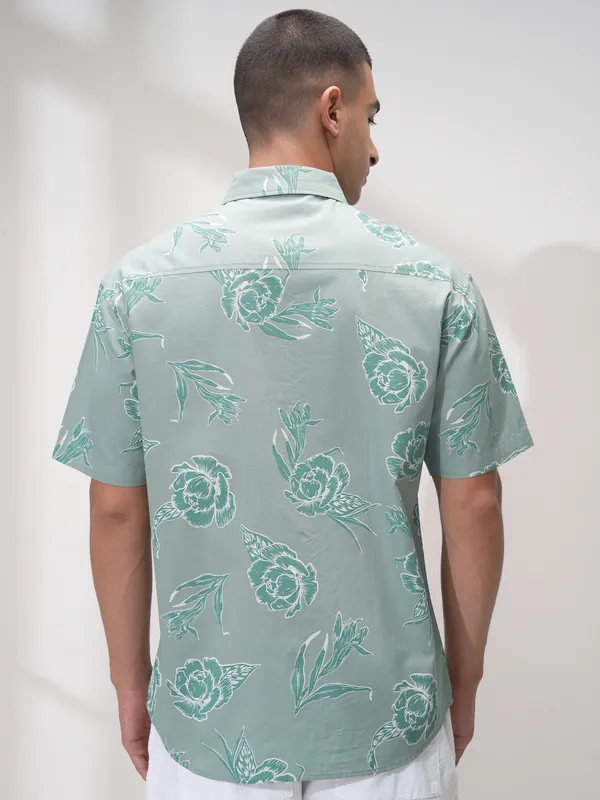 Highlander Men Green Printed Relaxed Fit Casual Shirt