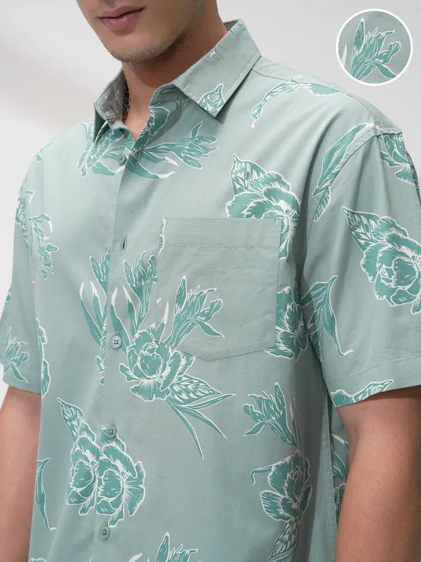 Highlander Men Green Printed Relaxed Fit Casual Shirt