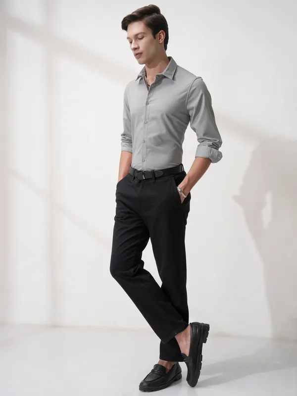 Highlander Men Grey Self Design Slim Fit Casual Shirt