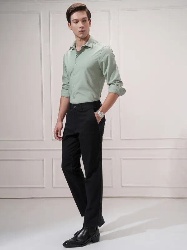 Highlander Men Green Self Design Slim Fit Casual Shirt