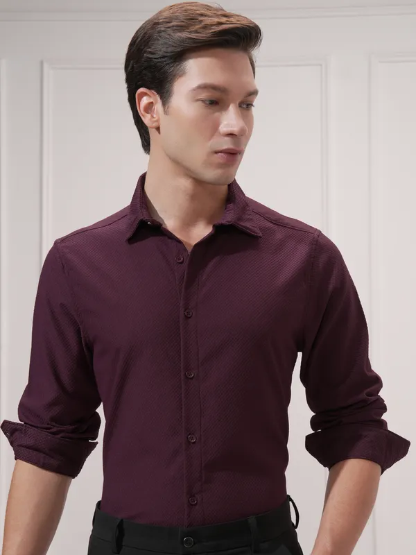 Highlander Men Maroon Self Design Slim Fit Casual Shirt