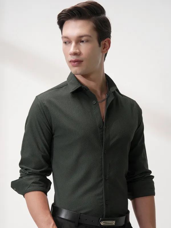 Highlander Men Olive Self Design Slim Fit Casual Shirt