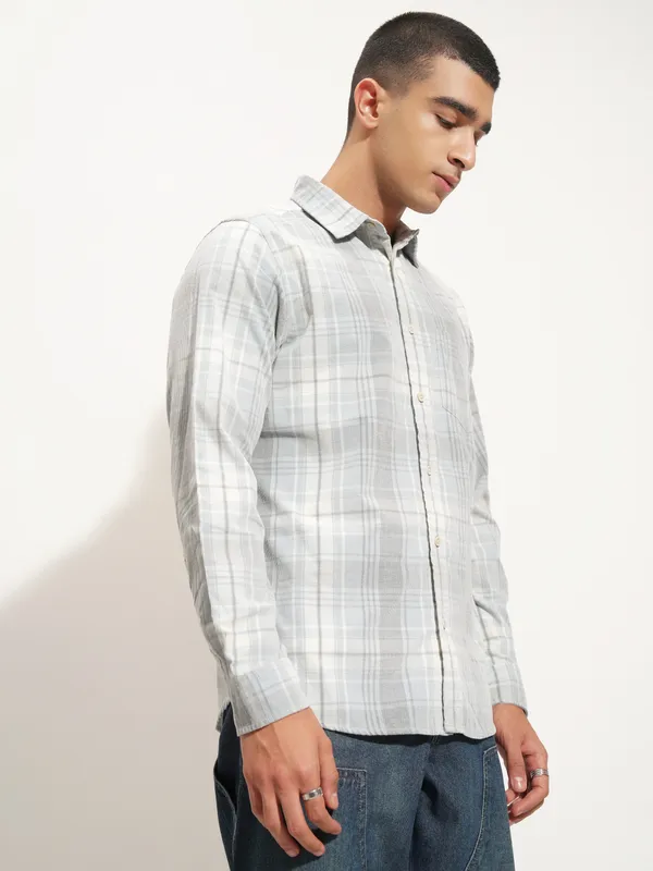 Highlander Men Blue Checked Slim Fit Casual Shirt