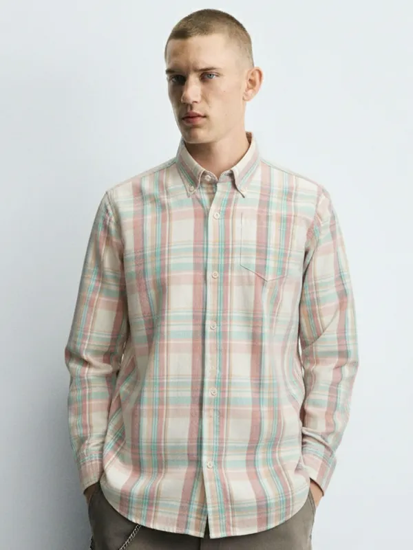 Highlander Men Cream Checked Slim Fit Casual Shirt