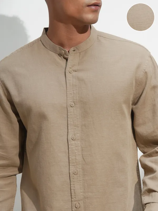 Highlander Men Khaki Self Design Relaxed Fit Casual Shirt
