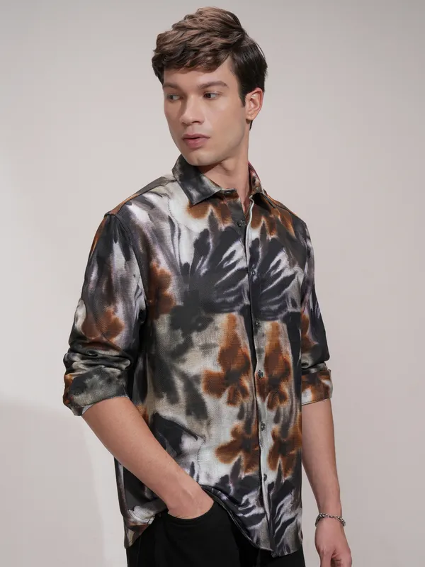 Highlander Men Multi Printed Relaxed Fit Casual Shirt