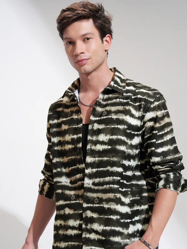 Highlander Men Multi Printed Relaxed Fit Casual Shirt