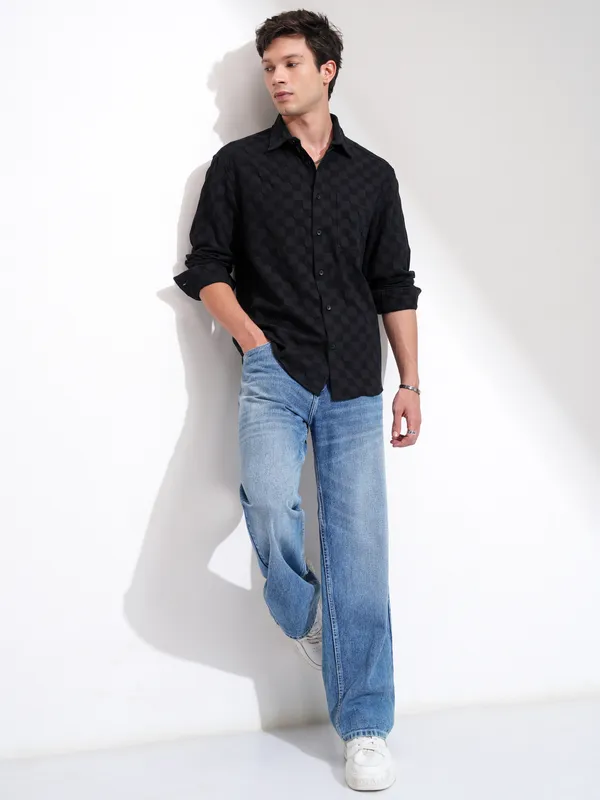 Highlander Men Black Self Design Relaxed Fit Casual Shirt