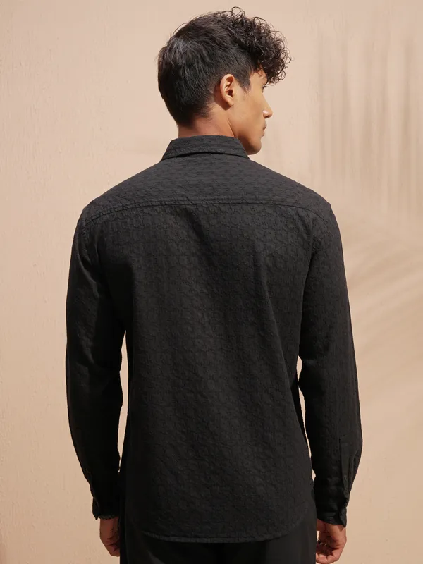Highlander Men Black Self Design Relaxed Fit Casual Shirt