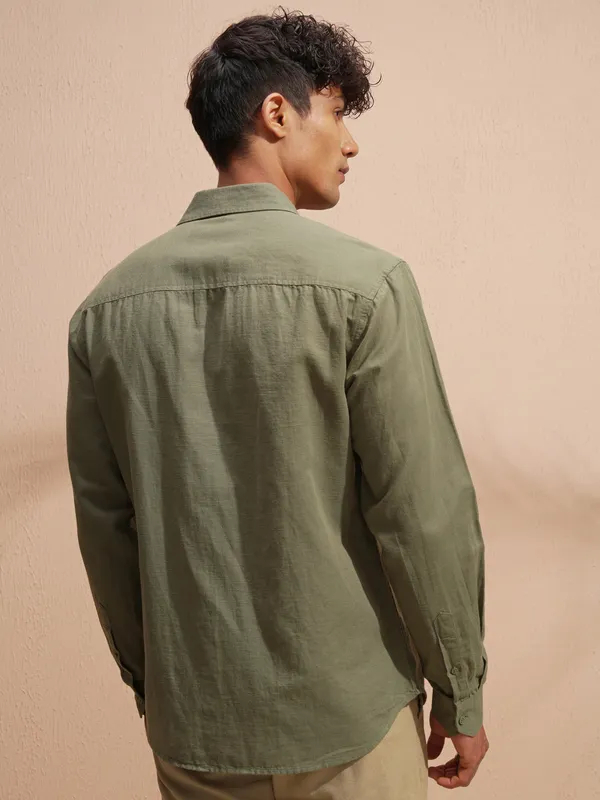 Highlander Men Green Self Design Relaxed Fit Casual Shirt