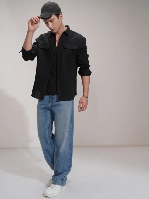 Highlander Men Black Striped Slim Fit Casual Shirt