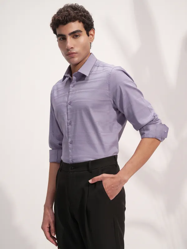 Highlander Men Lavender Self Design Slim Fit Casual Shirt