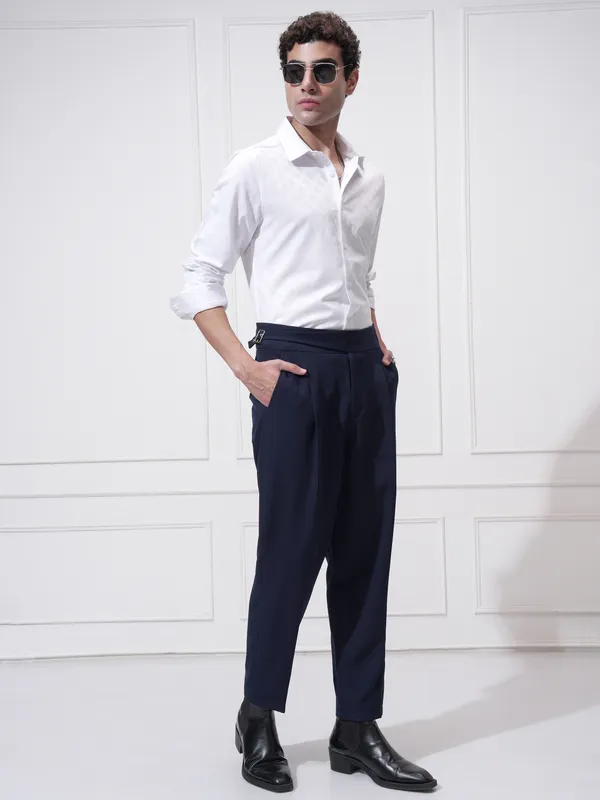 Highlander Men White Self Design Slim Fit Casual Shirt