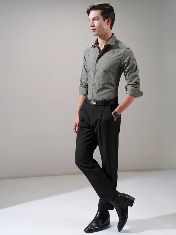 Highlander Men Olive Self Design Slim Fit Casual Shirt