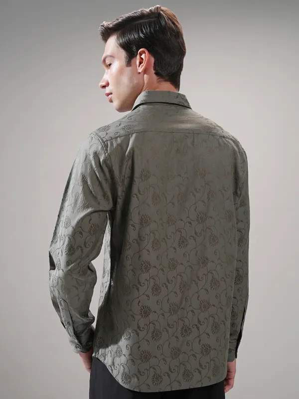 Highlander Men Olive Self Design Slim Fit Casual Shirt