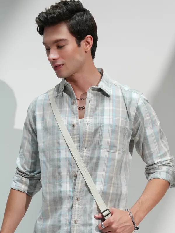 Highlander Men Tan Checked Slim Fit Casual Shirt