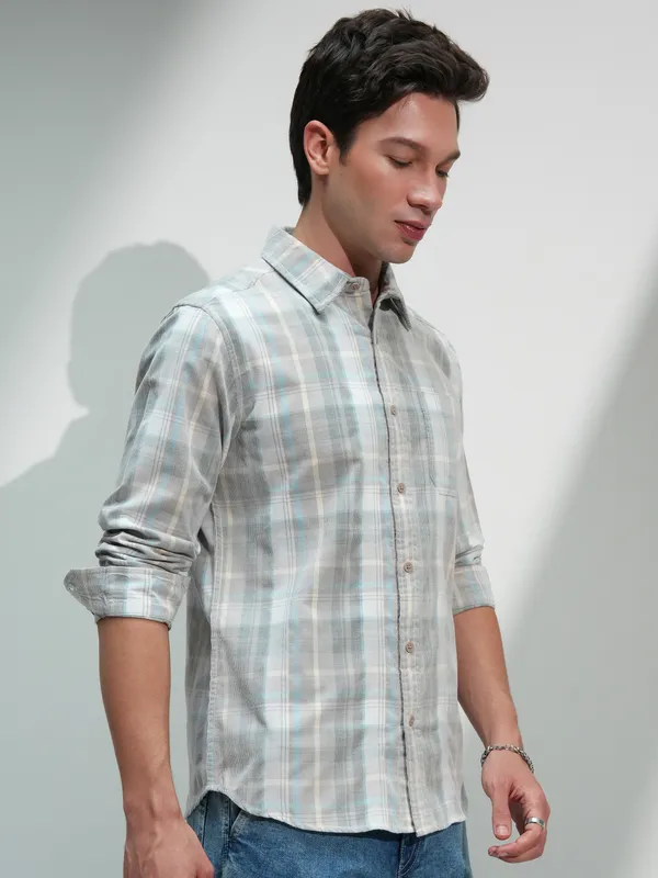 Highlander Men Tan Checked Slim Fit Casual Shirt