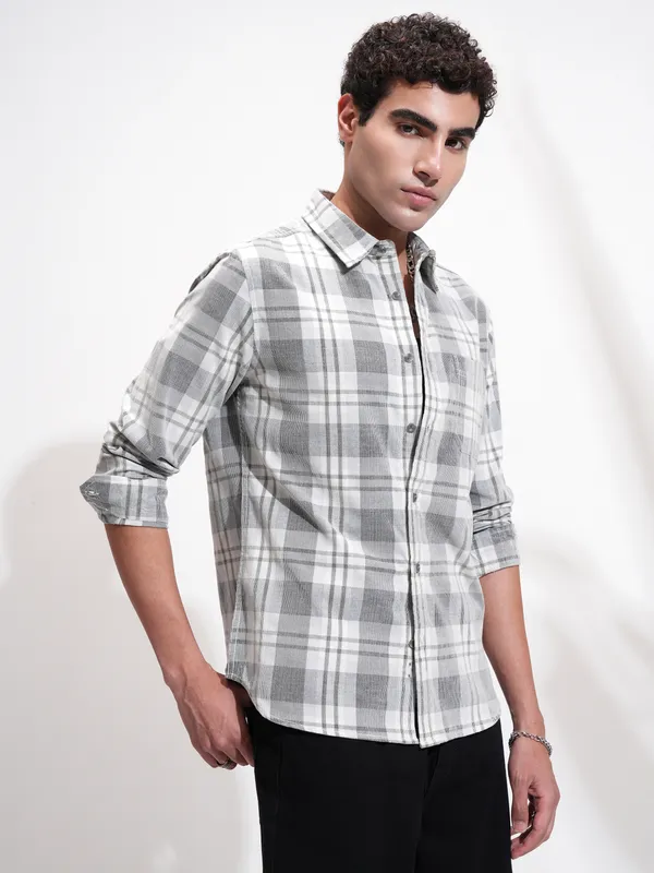 Highlander Men Charcoal Checked Slim Fit Casual Shirt