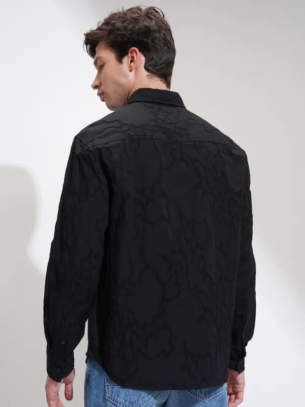 Highlander Men Black Self Design Relaxed Fit Casual Shirt