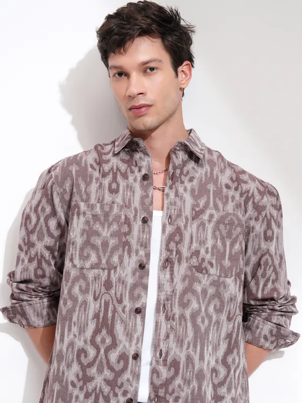 Highlander Men Coffee Pink Printed Relaxed Fit Casual Shirt