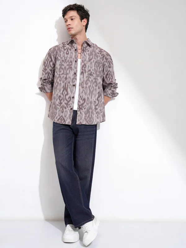 Highlander Men Coffee Pink Printed Relaxed Fit Casual Shirt