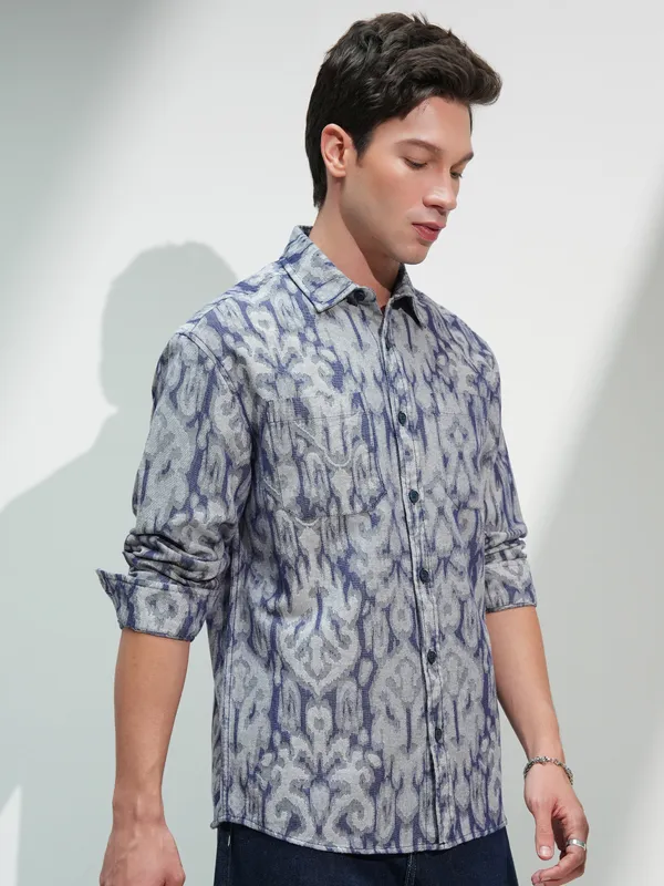 Men Relaxed Fit Casual Shirt