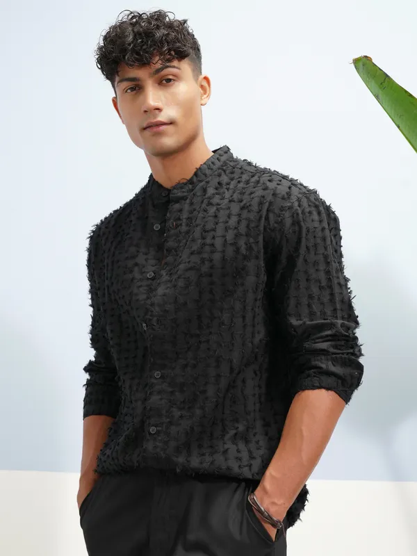 Highlander Men Black Self Design Relaxed Fit Casual Shirt