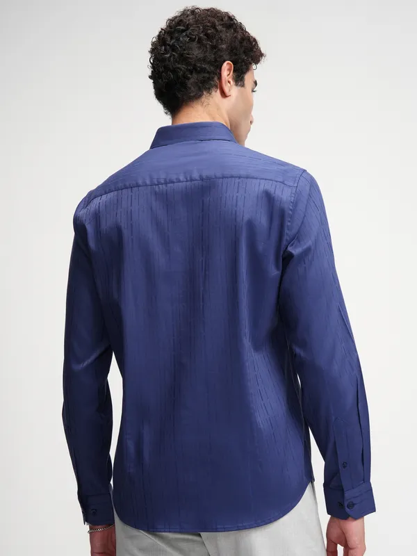 Highlander Men Blue Self Design Slim Fit Casual Shirt