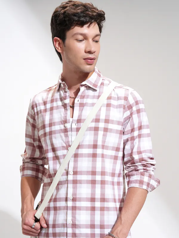 Highlander Men Maroon Checked Slim Fit Casual Shirt