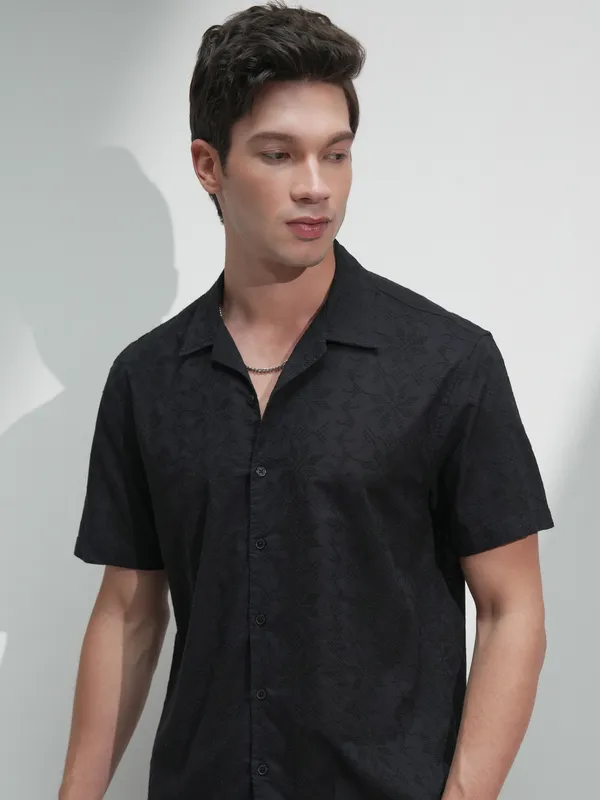 Highlander Men Black Printed Relaxed Fit Casual Shirt