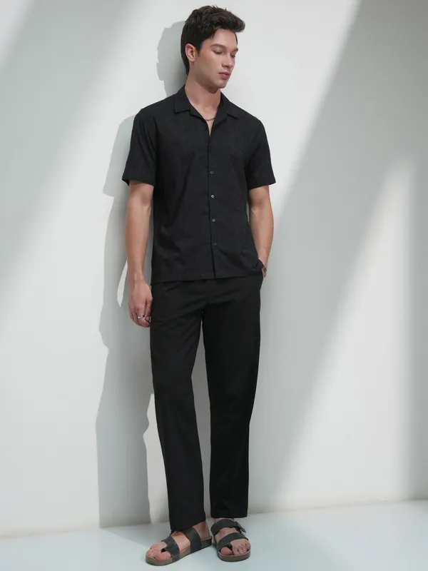 Highlander Men Black Printed Relaxed Fit Casual Shirt