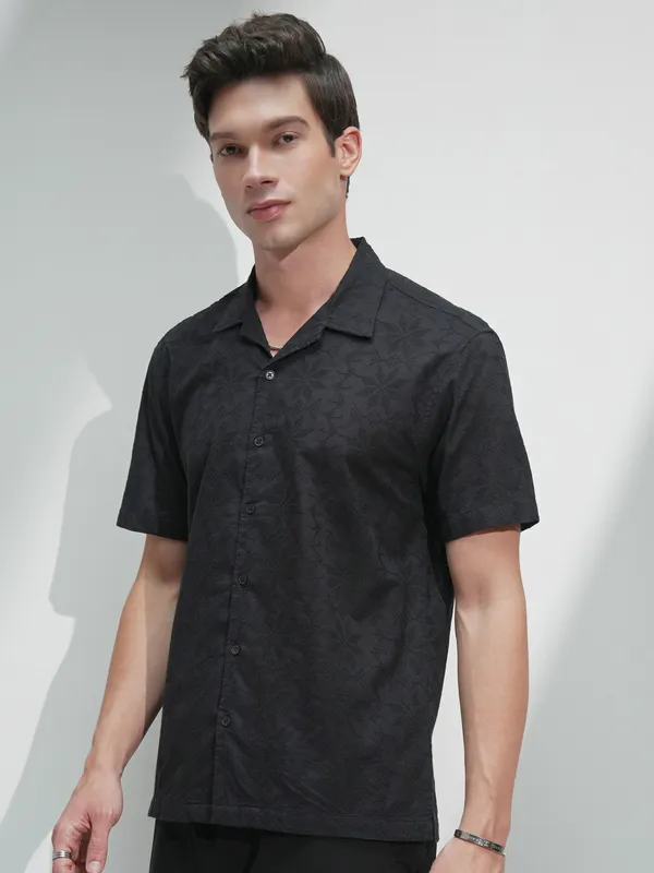 Highlander Men Black Printed Relaxed Fit Casual Shirt