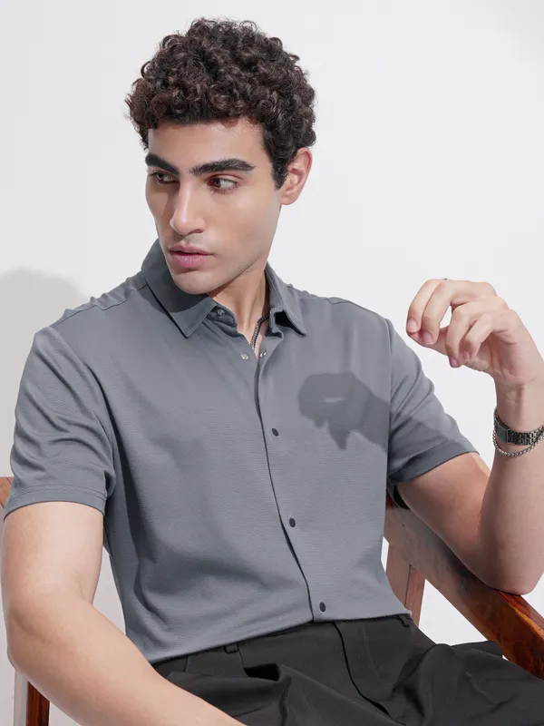 Highlander Men Grey Self Design Slim Fit Casual Shirt