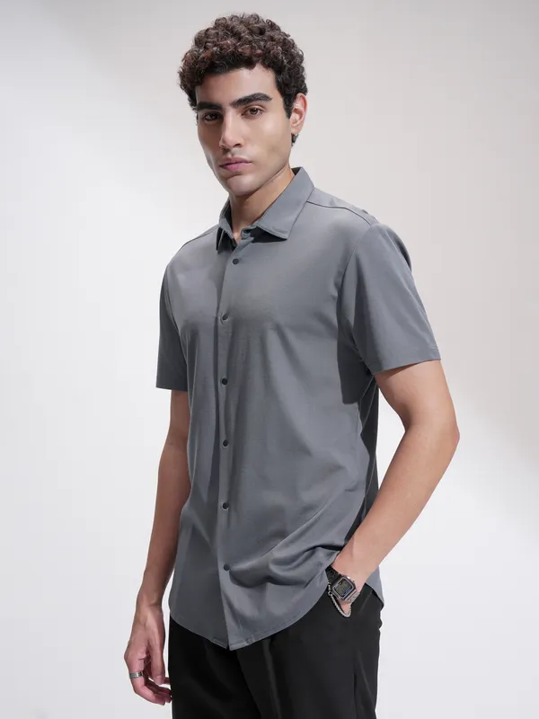 Highlander Men Grey Self Design Slim Fit Casual Shirt