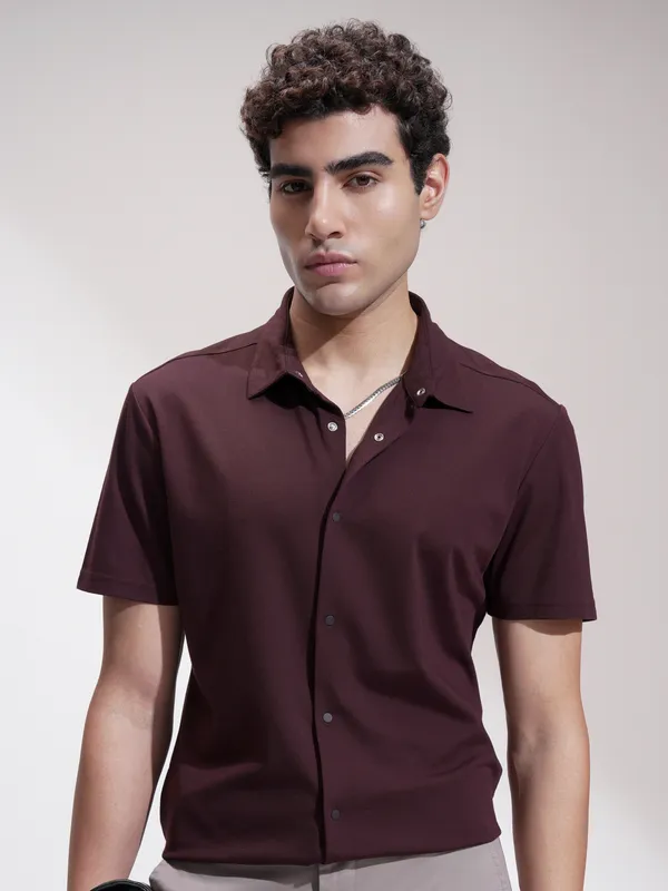 Highlander Men Maroon Self Design Slim Fit Casual Shirt