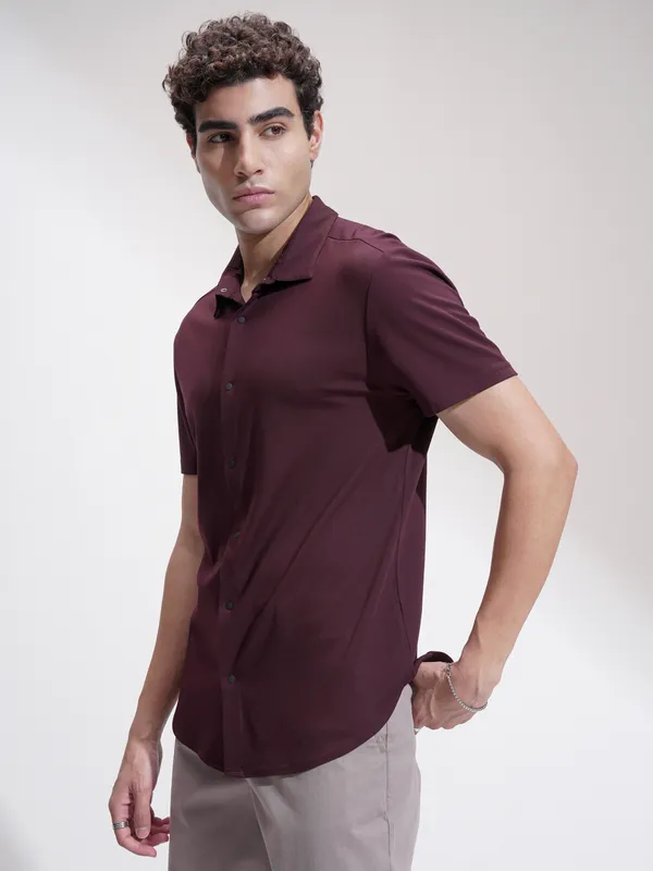 Highlander Men Maroon Self Design Slim Fit Casual Shirt
