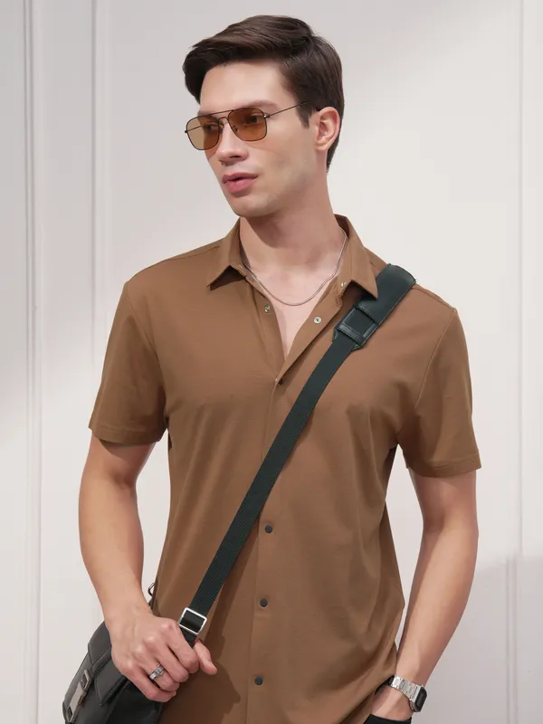 Men Slim Fit Casual Shirt