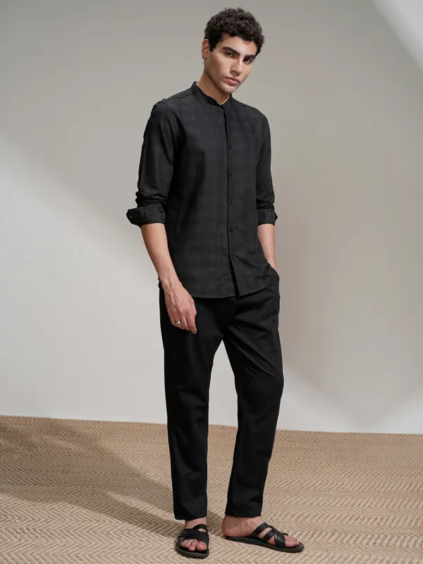 Highlander Men Black Self Design Slim Fit Casual Shirt