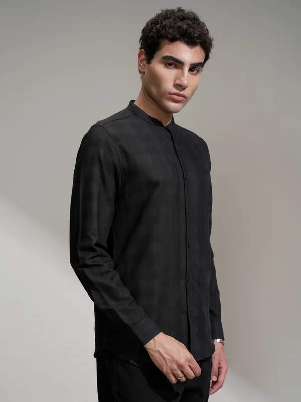Highlander Men Black Self Design Slim Fit Casual Shirt