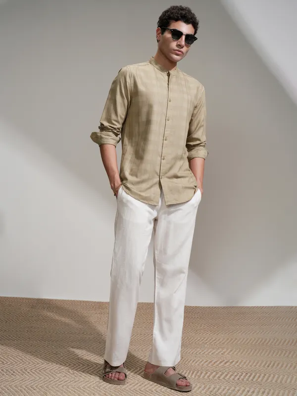 Highlander Men Khaki Self Design Slim Fit Casual Shirt