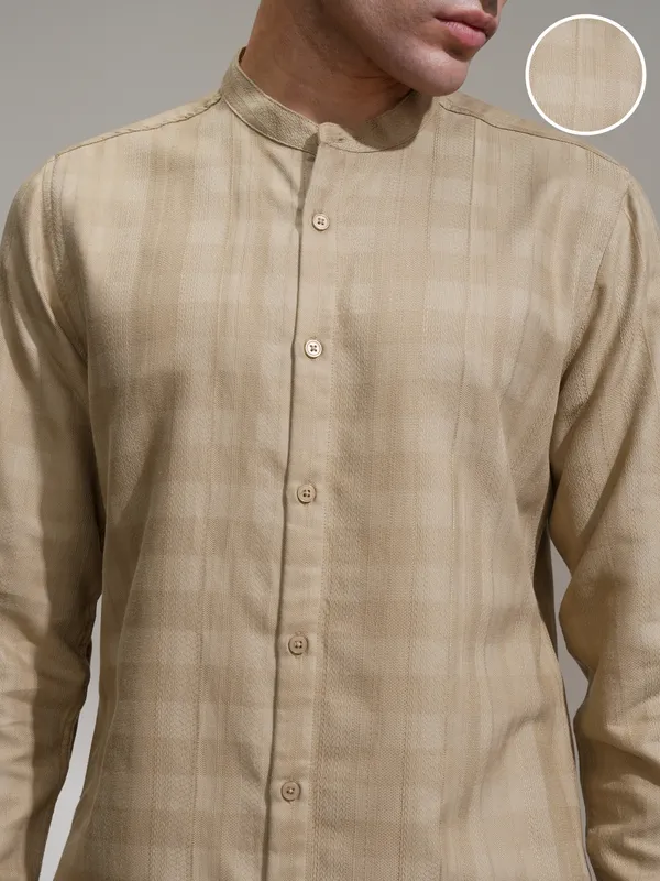 Highlander Men Khaki Self Design Slim Fit Casual Shirt