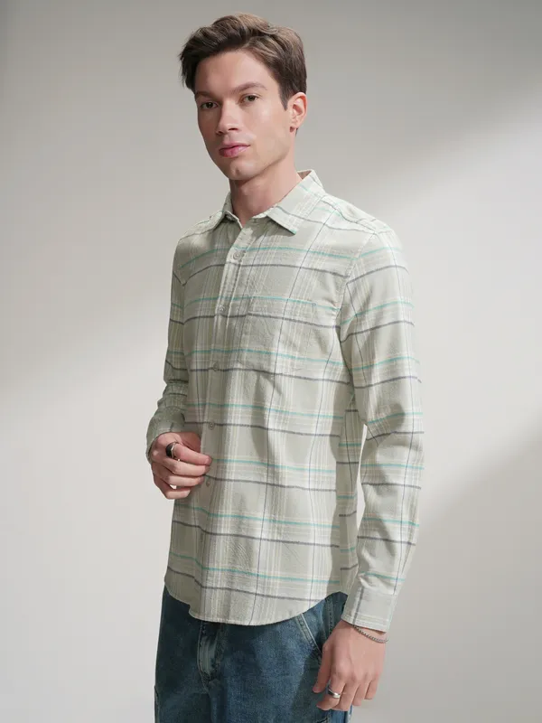 Highlander Men Teal Checked Slim Fit Casual Shirt