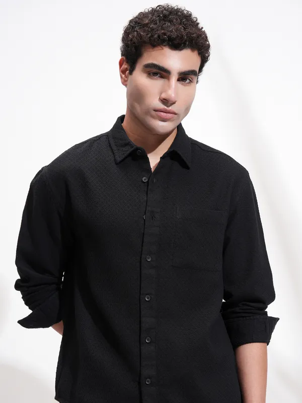 Highlander Men Black Self Design Relaxed Fit Casual Shirt